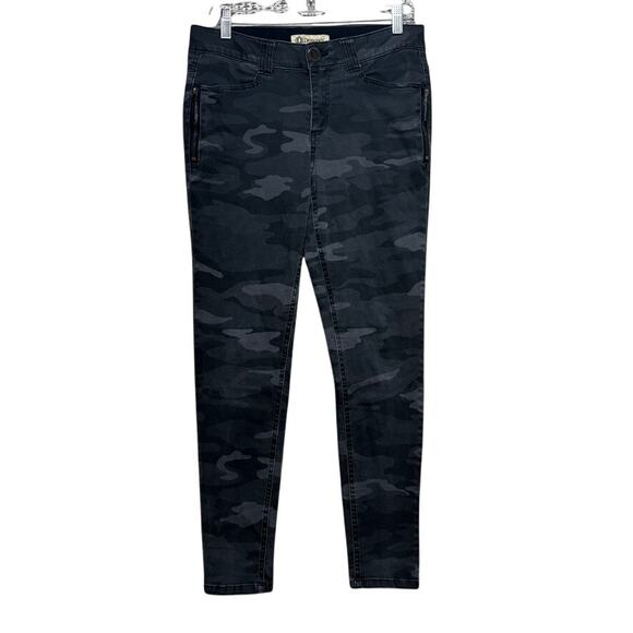 Democracy Denim - Democracy Ab Technology Dark Camo Skinny Jeans Size 8 Black Gray Zip Pockets